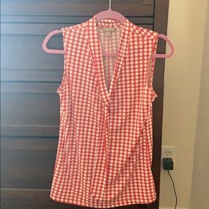 Cute white squared blouse